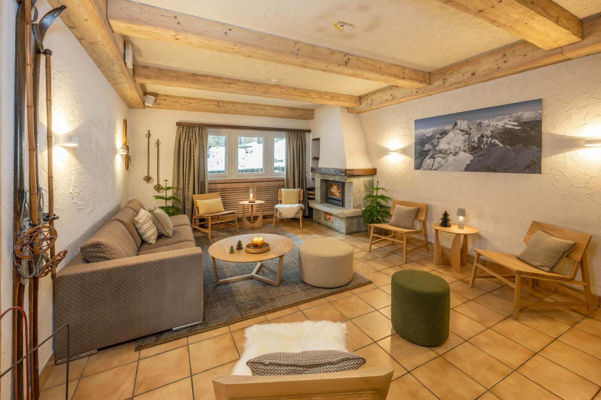 צרמט Hotel Sarazena מראה חיצוני תמונה